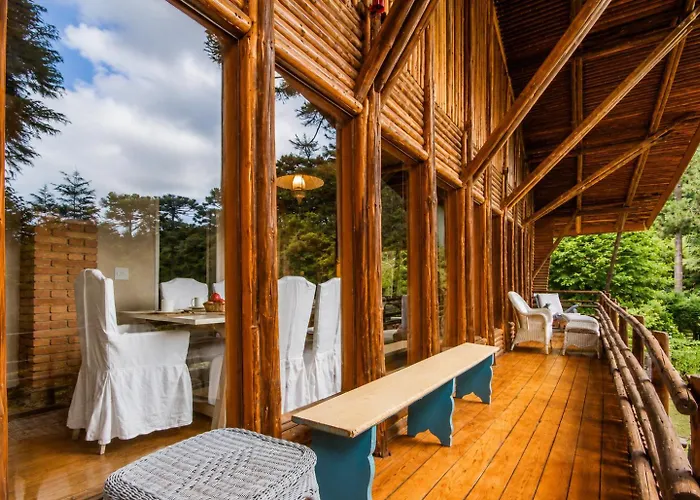 Pousada Casa Mantiqueira - Próxima ao Capivarí e opções de Hidromassagem Campos do Jordão